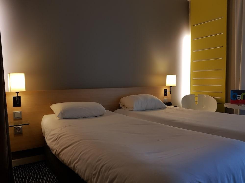 Ibis Styles Nantes Reze Aeroport Hotel Екстериор снимка